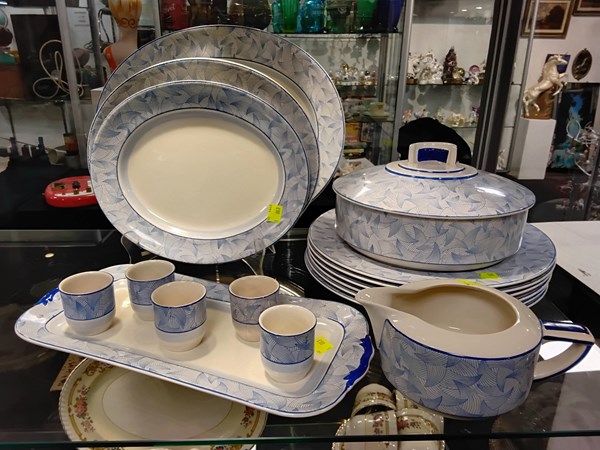 Lot 1189 - DINNER SERVICE