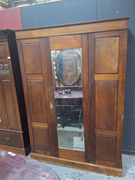 Lot 96 - ARTS & CRAFTS WARDROBE