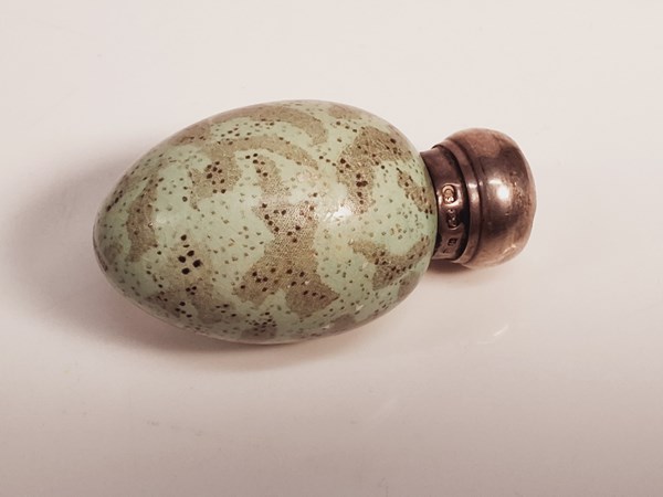 Lot 1068 - OVOID AMPHORA SCENT BOTTLE