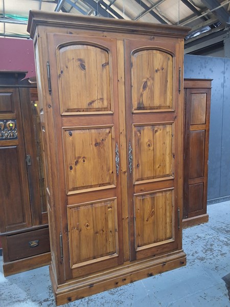 Lot 90 - WINE STORAGE CABINET