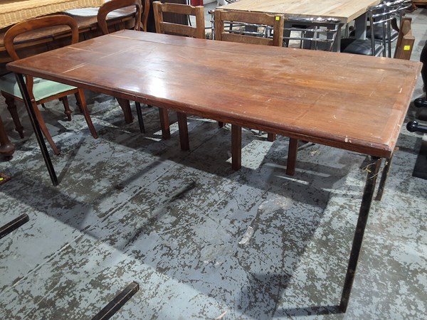 Lot 235 - CAFE TABLE