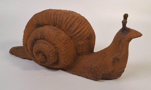Lot 160 - GARDEN SNAIL