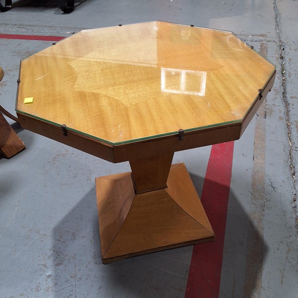 Lot 338 - OCCASIONAL TABLE