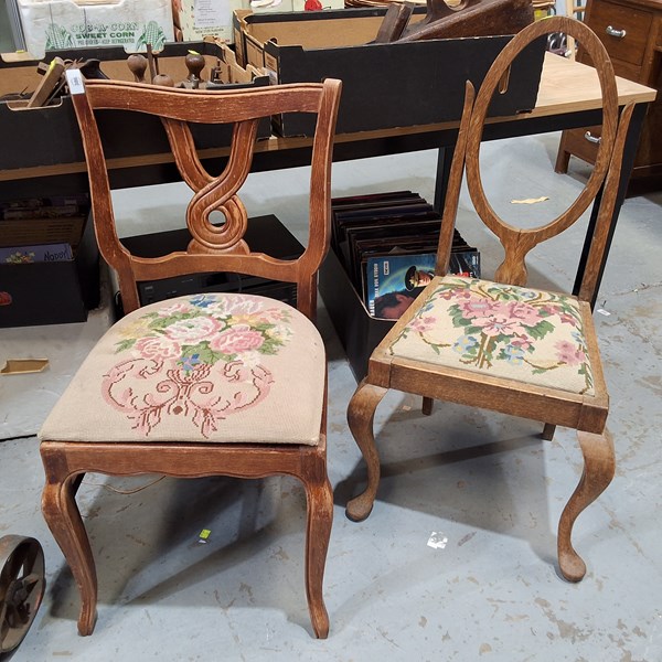 Lot 227 - CHAIRS