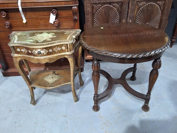 Lot 320 - SIDE TABLES