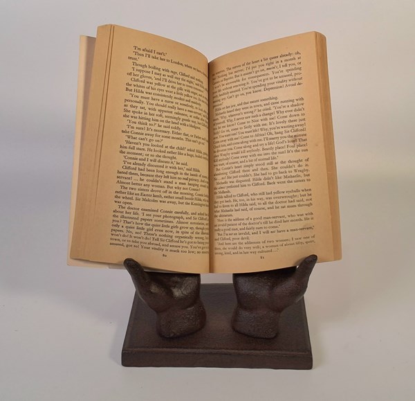 Lot 1305 - BOOK REST