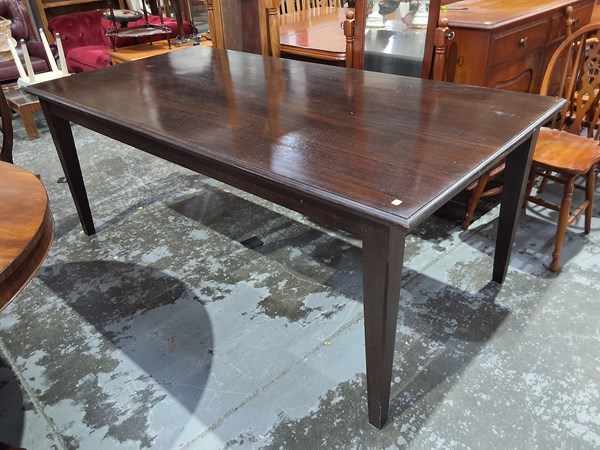Lot 324 - DINING TABLE