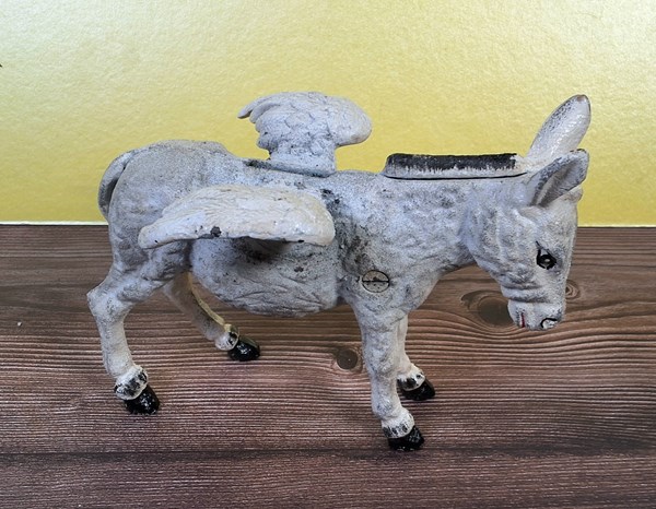 Lot 1296 - MONEY BOX