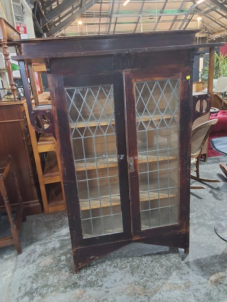 Lot 123 - CABINET