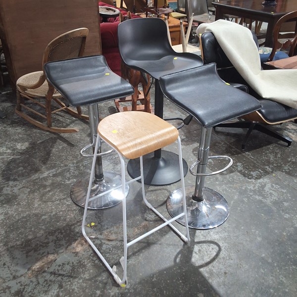 Lot 449 - BAR STOOLS