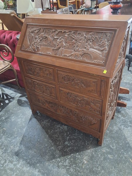 Lot 154 - WRITING BUREAU