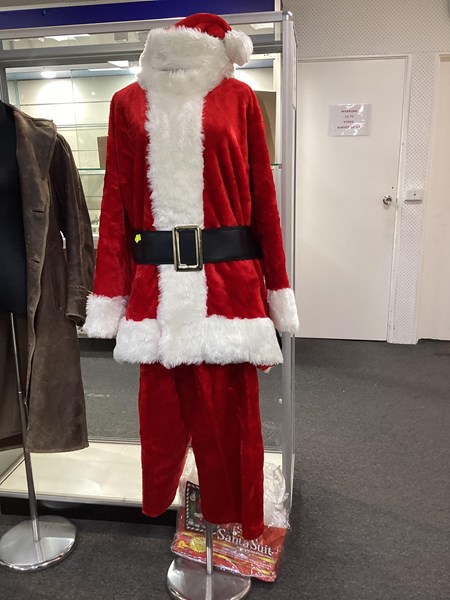 Lot 1225 - SANTA SUIT