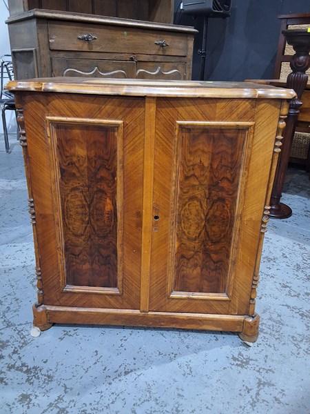 Lot 246 - SIDE CABINET