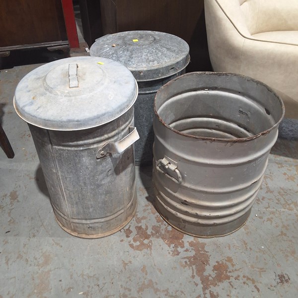 Lot 292 - RUBBISH BINS