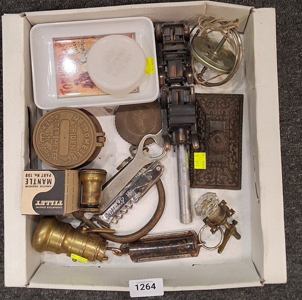 Lot 1276 - COLLECTABLES