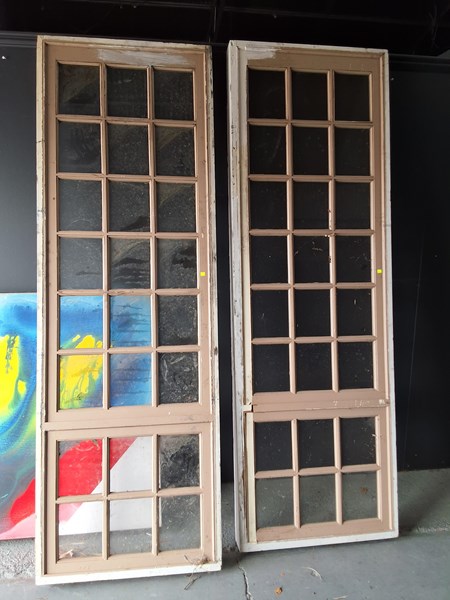 Lot 351 - LATTICE WINDOWS