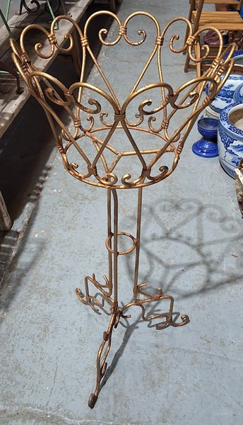Lot 473 - PLANT STAND