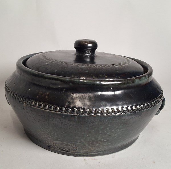Lot 1209 - BENDIGO POTTERY
