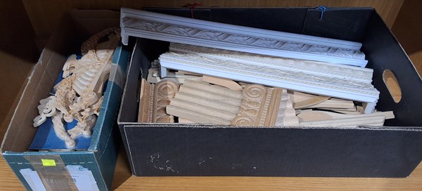 Lot 294 - ARCHITECTURAL CARVINGS