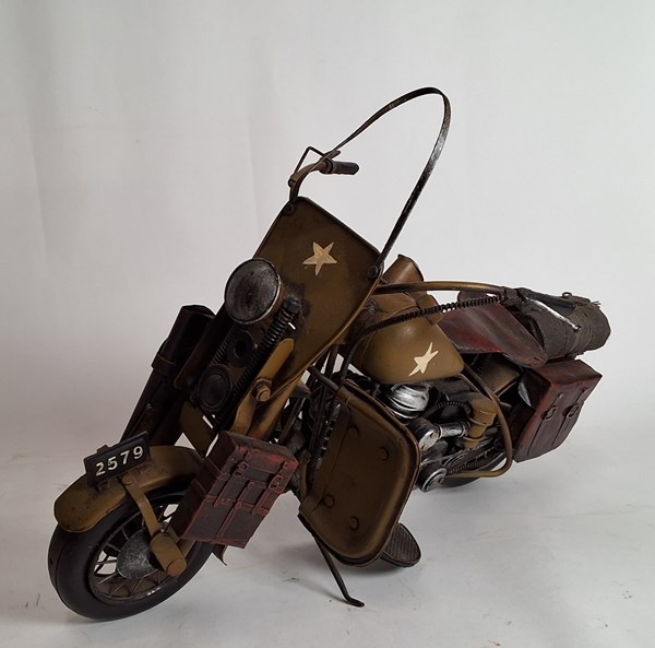 Lot 1230 - MODEL MOTORCYCLE