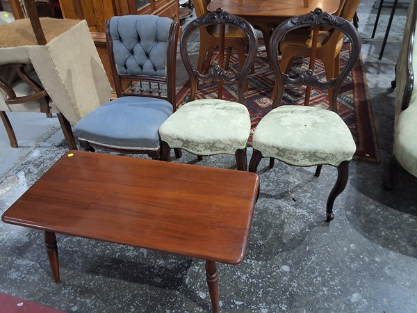 Lot 157 - FURNITURE LOT