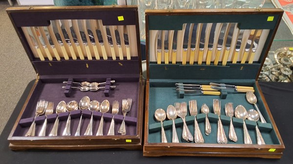 Lot 1372 - CUTLERY CANTEENS