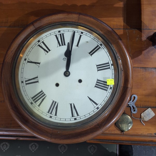 Lot 1395 - STATION CLOCK