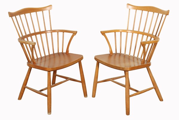 Lot 44 - PAIR WINDSOR ARMCHAIRS