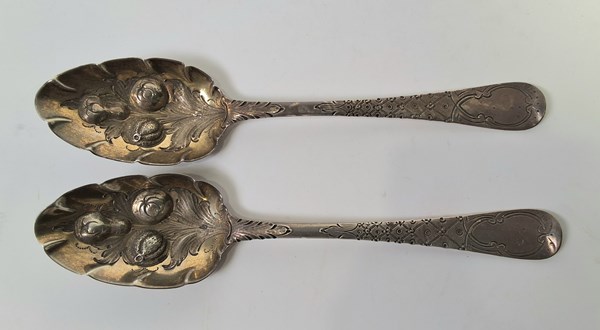 Lot 1058 - SILVER SPOONS