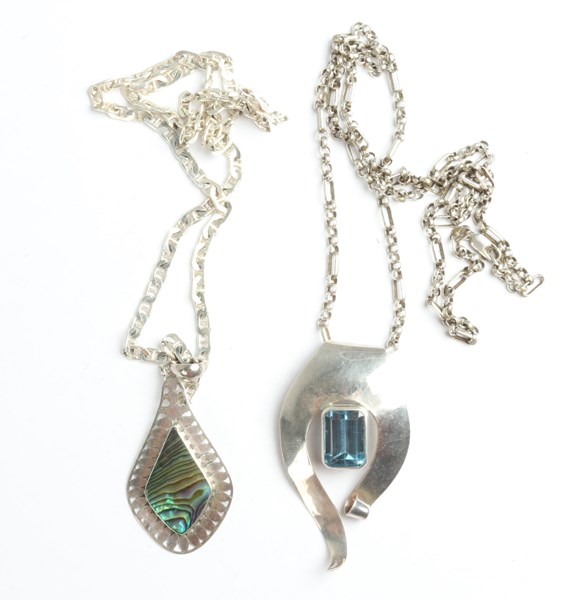 Lot 1036 - SILVER PENDANTS