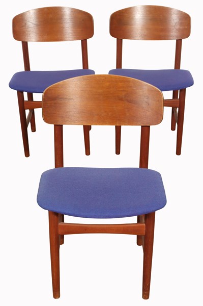 Lot 210 - MODEL 122 DINING CHAIRS