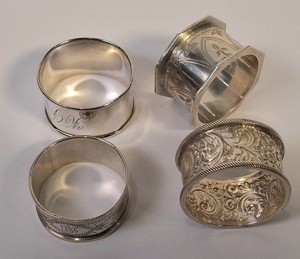 Lot 1059 - SILVER NAPKIN RINGS