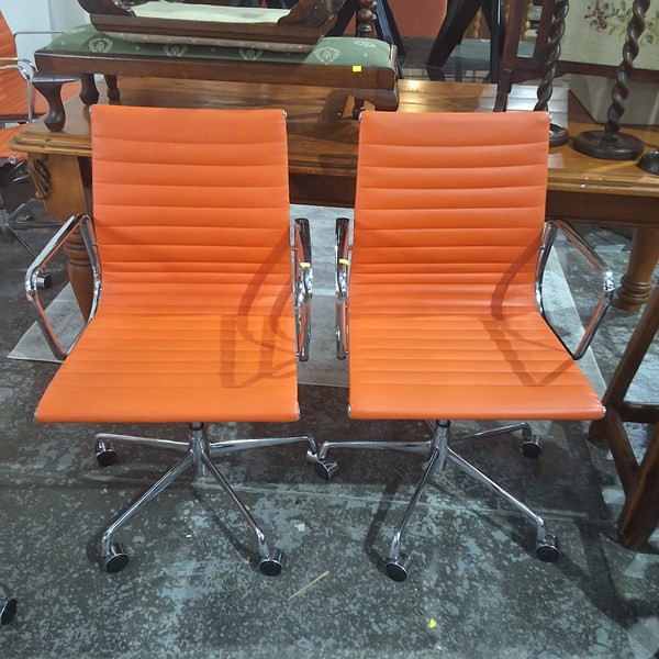 Lot 157 - OFFICE CHAIRS