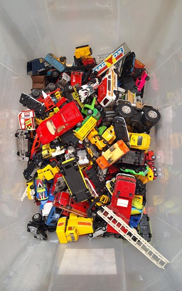 Lot 1433 - TOY CARS