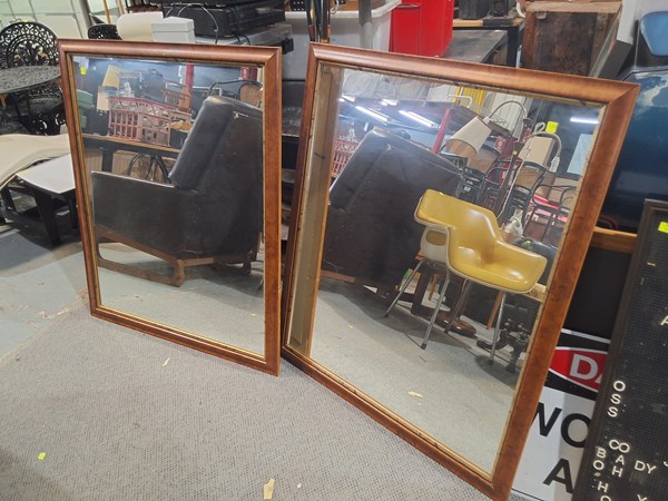 Lot 386 - WALL MIRRORS
