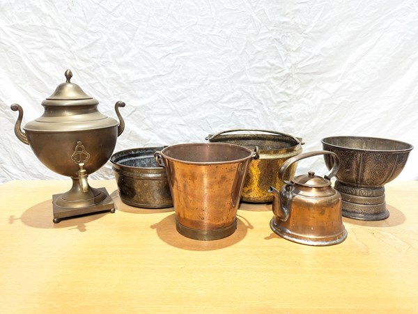 Lot 170 - BRASS AND COPPER LOT