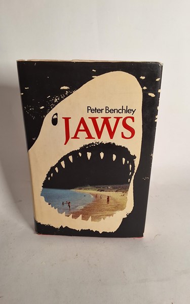 Lot 1455 - JAWS, U.K FIRST EDITION