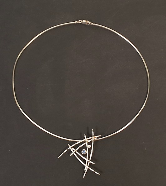 Lot 1045 - SILVER NECKLACE