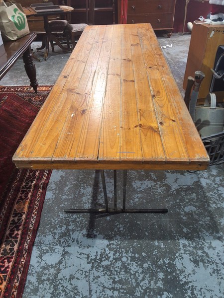 Lot 555 - TRESTLE TABLE