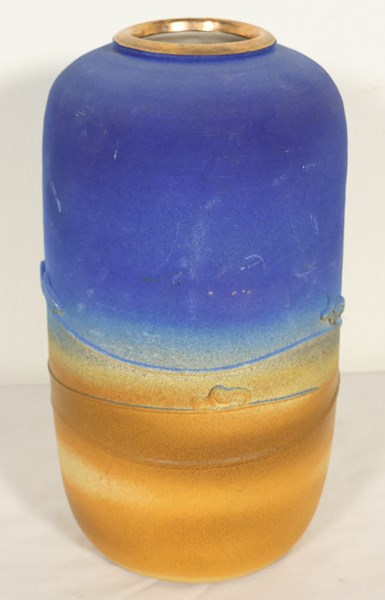 Lot 1356 - STUDIO POTTERY