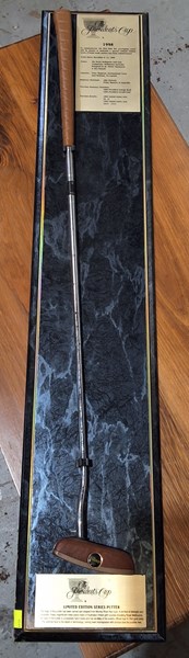 Lot 115 - COMMEMORATIVE GOLF PUTTER
