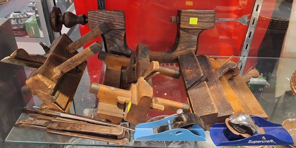 Lot 1419 - WOODWORKING TOOLS