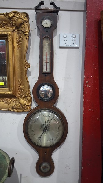 Lot 2 - BAROMETER