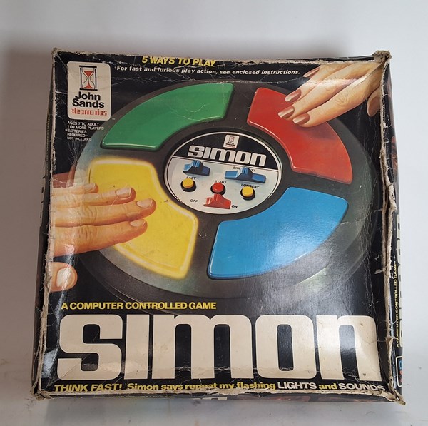 Lot 1441 - SIMON GAME