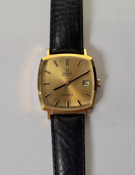 Lot 1023 - OMEGA WRISTWATCH