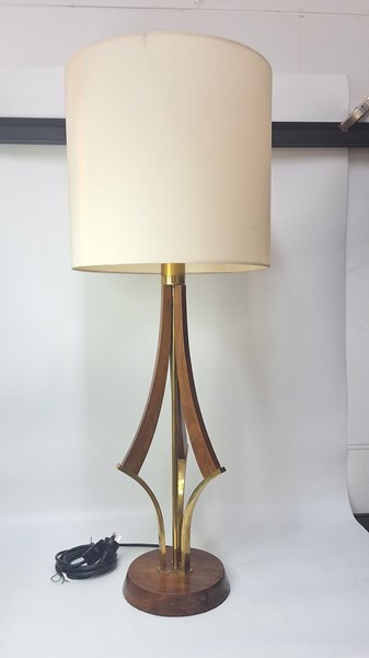 Lot 1199 - TABLE LAMP