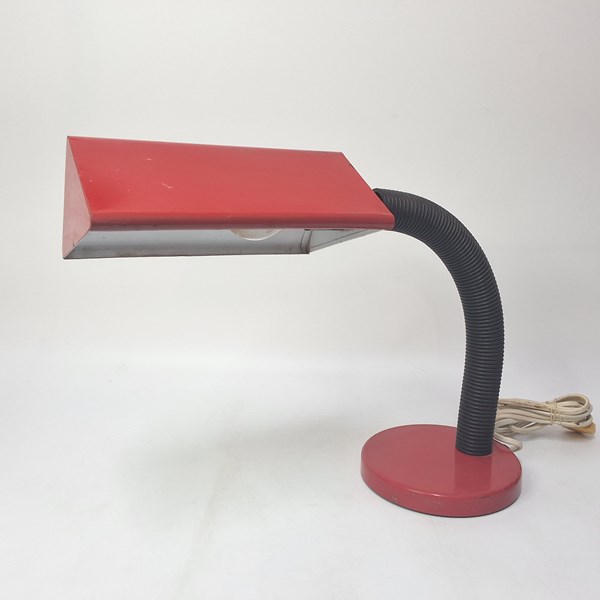 Lot 212 - TABLE LAMP