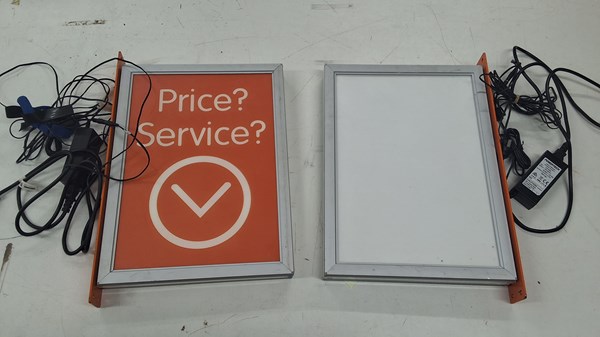 Lot 327 - LIGHT BOXES