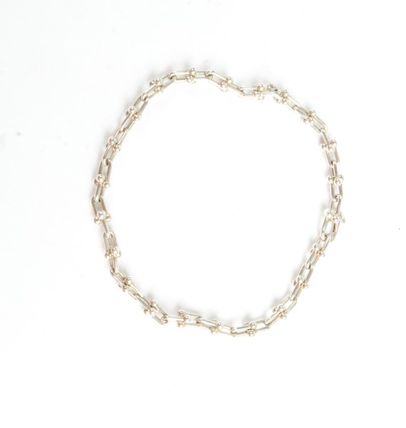 Lot 1043 - SILVER BRACELET