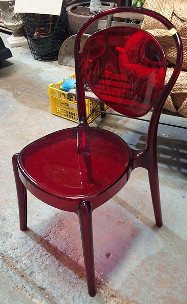 Lot 533 - CHAIR